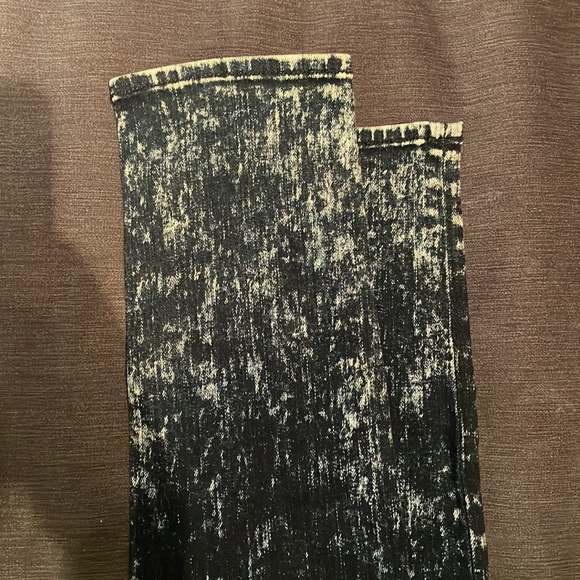 Rag and Bone Acid Wash skinny Jean size 29. Never worn - Picture 2 of 5